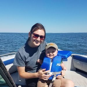 Meet your Posher, Corrine